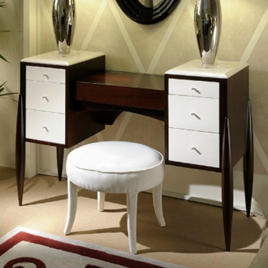 The dressing table