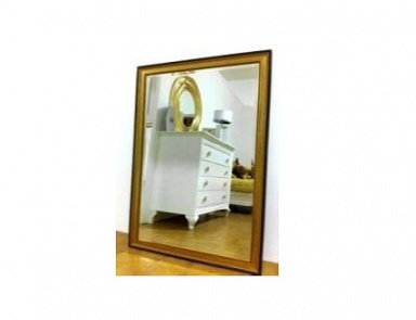 The mirror in the frame, Avenanti