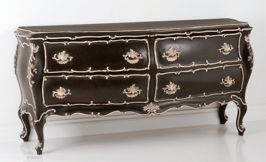 A chest of drawers made of solid wood with drawers, Chelini