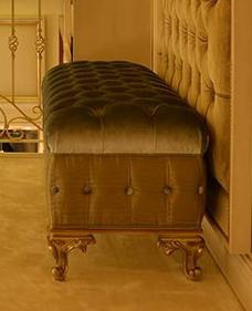 Bench upholstered Alexander, Bruno Zampa