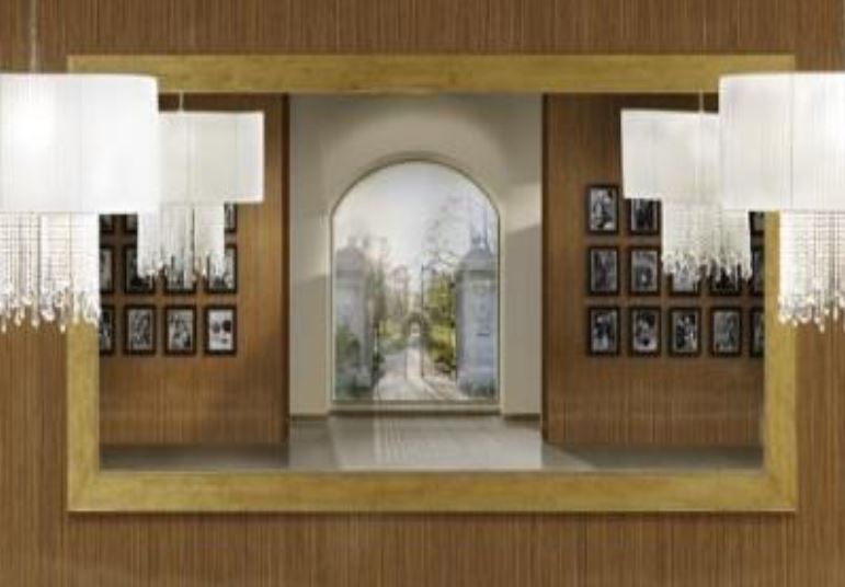 Mirror with gold leaf detailing Thun, Poles Salotti.