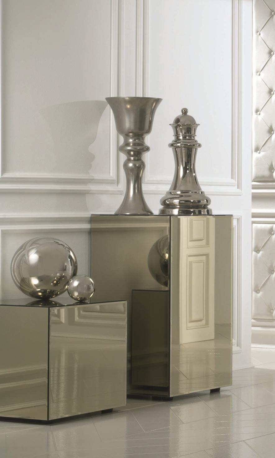 Pedestal square Envy DV Home
