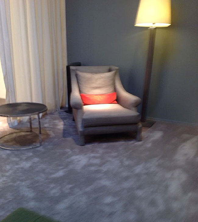 Chair with fabric upholstery Djinn, JNL