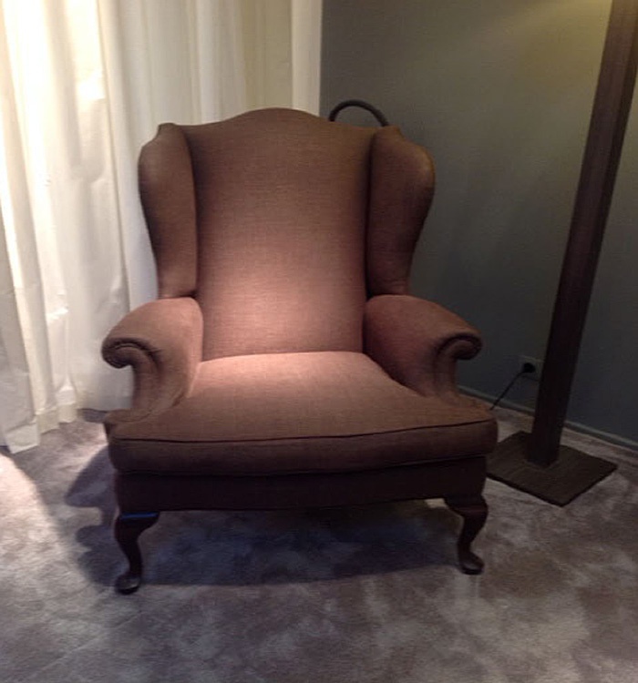 Chair with high back Queen Anne, JNL