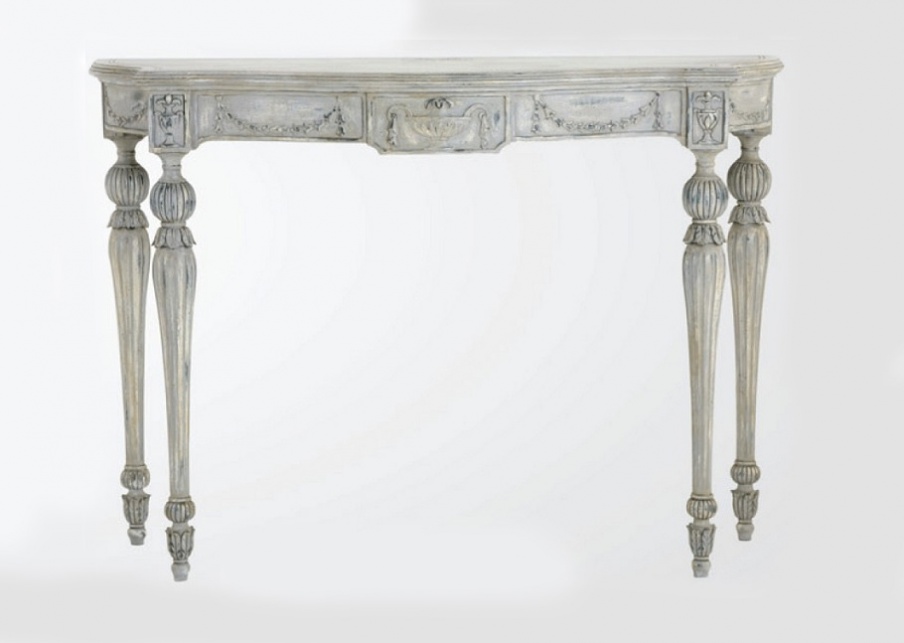 The console on high legs, Chelini