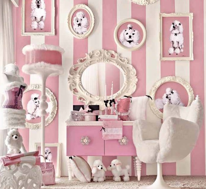 Mirror oval, AltaModa