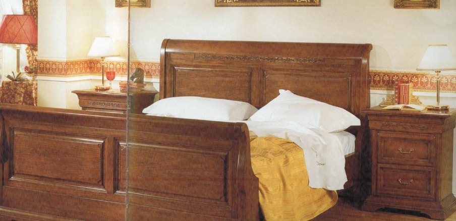 Double bed with wooden headboard, CP Mobili