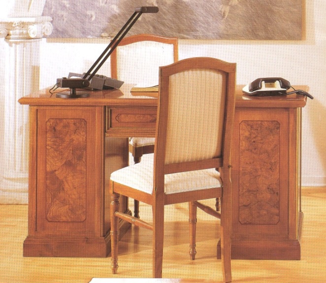 The chair in upholstered in eco-leather, CP Mobili 