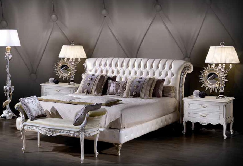 Double bed wooden frame, Ezio Bellotti