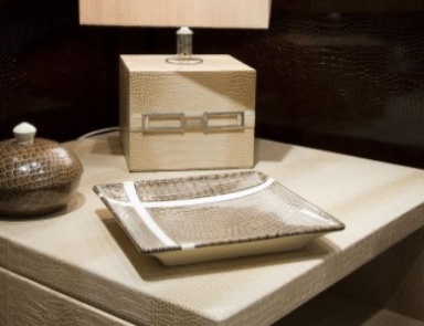 Stand pridivannogo in the leather of Trafalgar, Formitalia