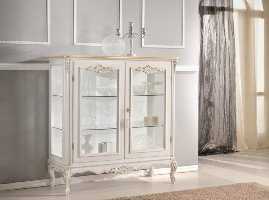 Showcase double Moscow, Vaccari International