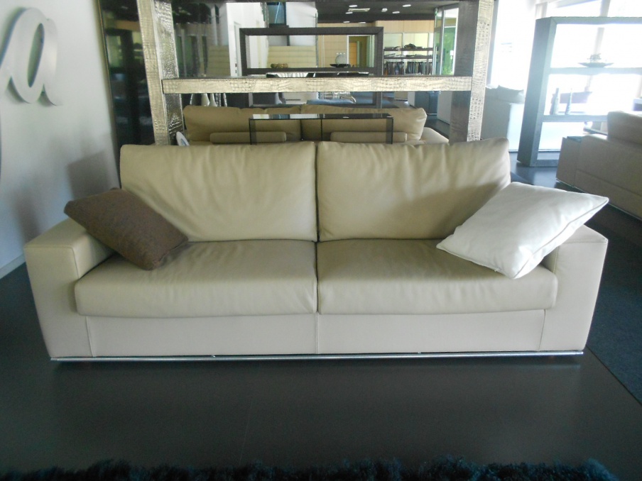 Double sofa Ever, Formerin