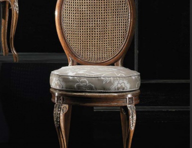 The chair is made of wood, Vittorio Grifoni