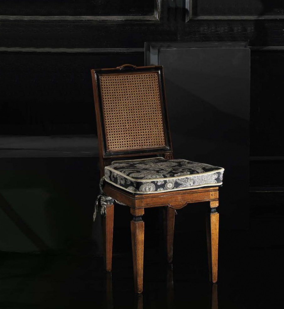 The chair is made of wood, Vittorio Grifoni