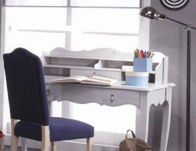 A chair with soft upholstery, Vittorio Grifoni