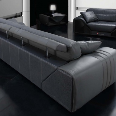 Pridivannogo table Long Beach 