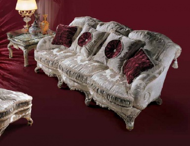 Three seater sofa wooden frame, Ezio Bellotti