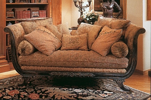 Three seater sofa with a low back and high curved armrests , Penelope - Provasi