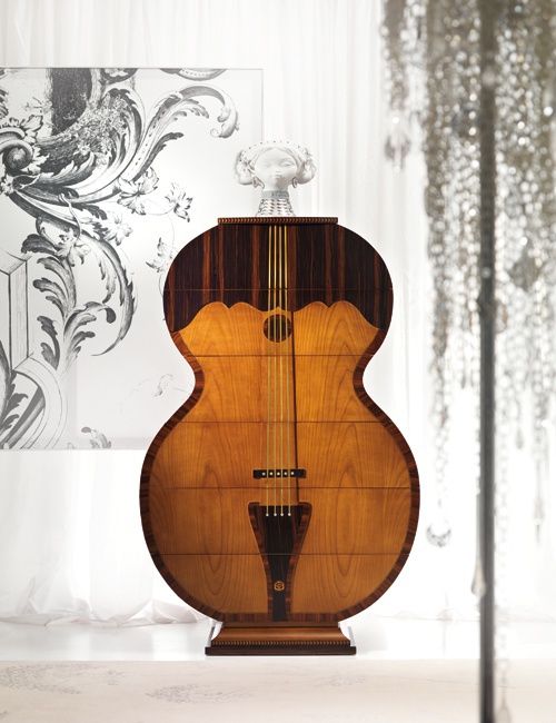 The POIS cupboard solid wood, Carpanelli