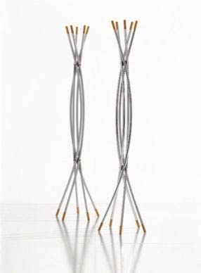 Hanger Paros, Bonaldo