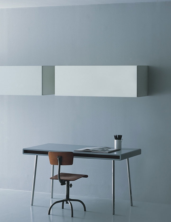 Nancy writing Desk with metal legs, Porro