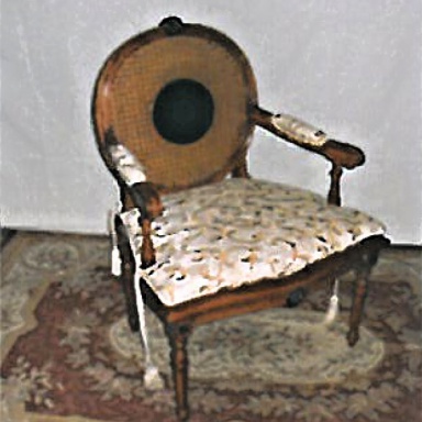 Chair with armrests