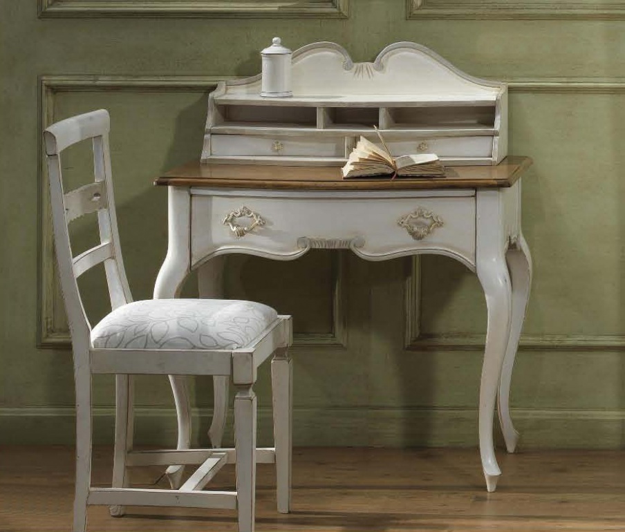 Secretaire in a classic style , Vittorio Grifoni