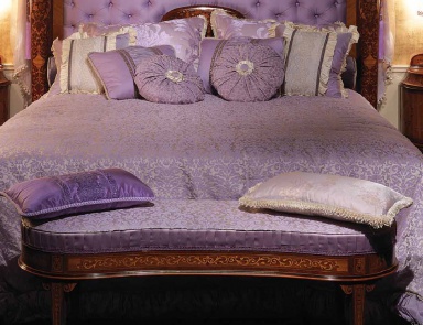 Bedside bench on a frame of natural wood Maggiolini Style, Ezio Bellotti