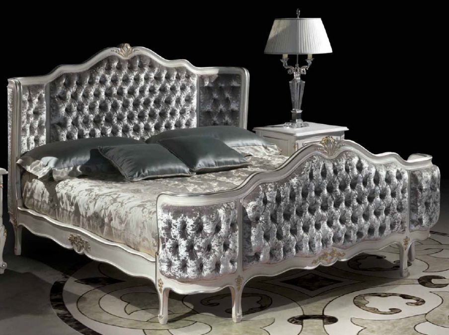 Double bed Louis XV Style wooden frame, Ezio Bellotti