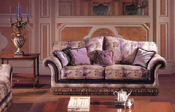 Three seater sofa wooden frame, Ezio Bellotti