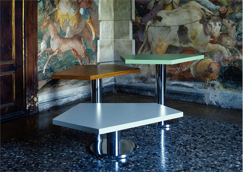 Small table on the basis of aluminium Penta, Edra