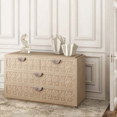 A chest of drawers 533