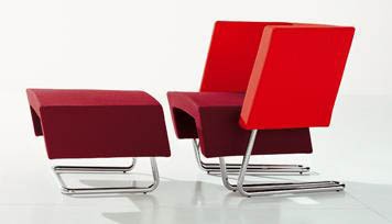 A chair with Ottoman Ron-Aldo, Bonaldo