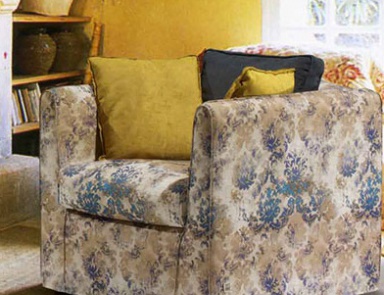 Armchair with wooden frame Vanda, TreCi Salotti