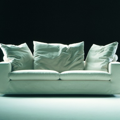 Poggiolungo Sofa