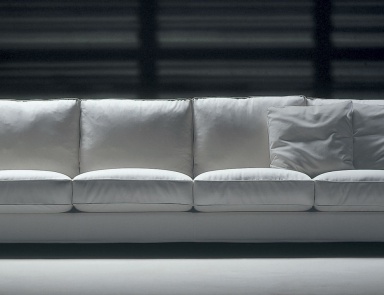 Sofa on a frame of wood covered with leather or fabric Status, Flexform
