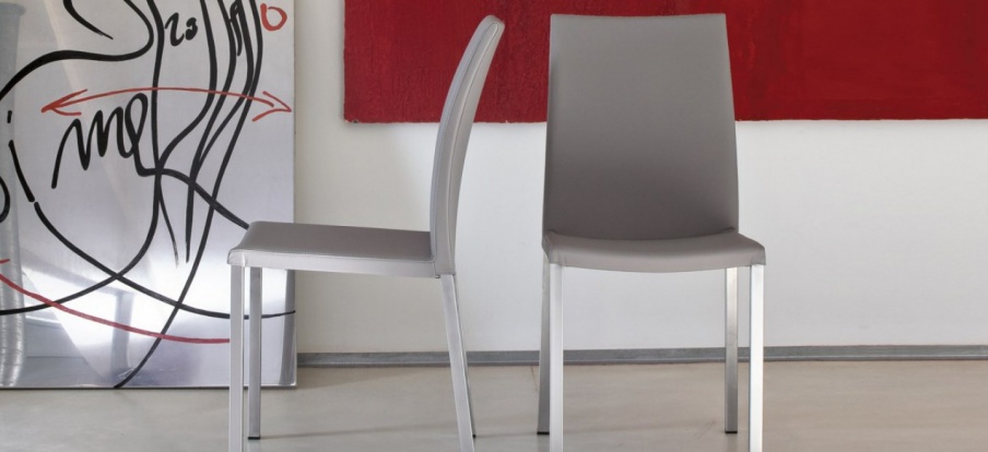 Chair in leather upholstery Mery, Bonaldo