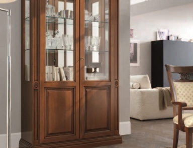 Showcase in classical style Nabucco, Maronese