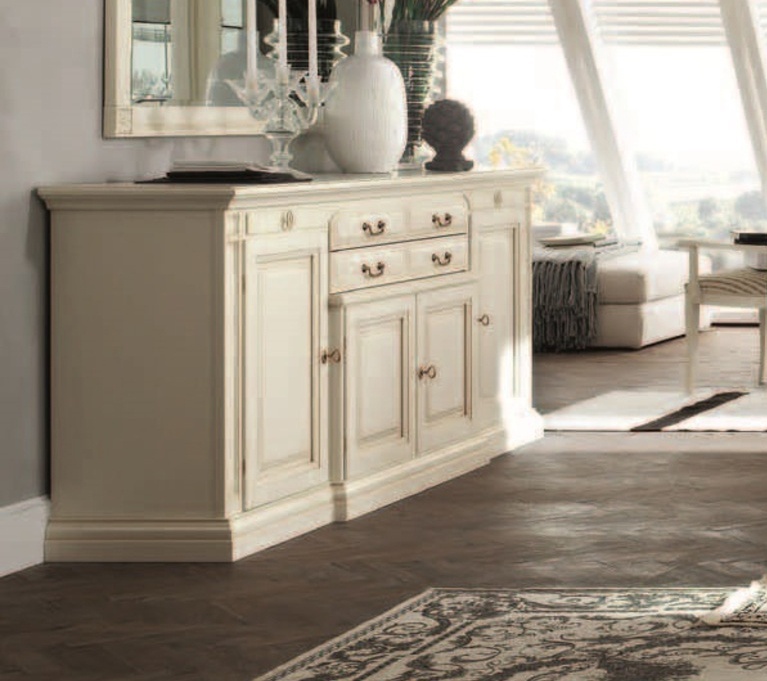 Buffet in classic style, Nabucco, Maronese