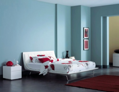 Double bed steel framed Prins, Flou