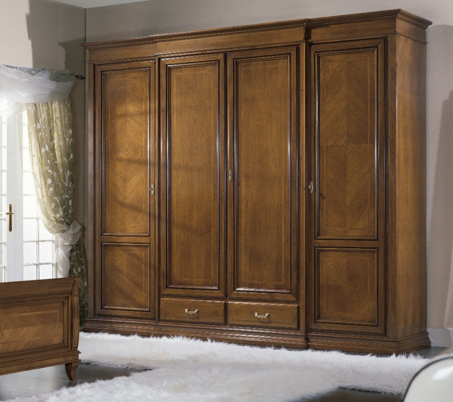 Wardrobe with 4 hinged doors in a classic style Armonie, Arve Style.