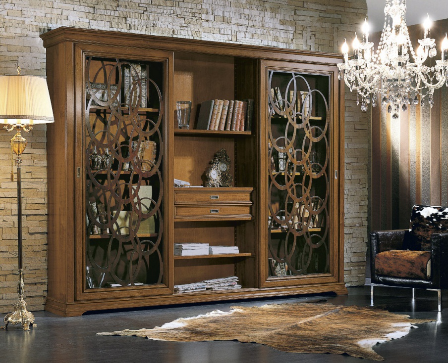 Shelving in classic style with two carved doors Armonie, Arve Style.