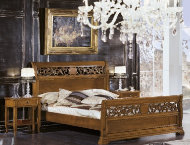 Double bed with carved footboard and ysgolion Armonie, Arve Style
