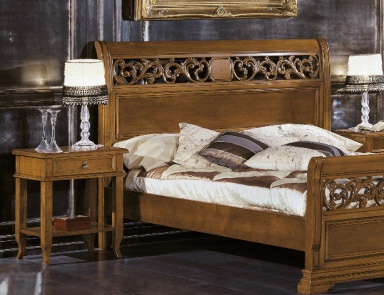 The bedside table made of solid wood Armonie, Arve Style