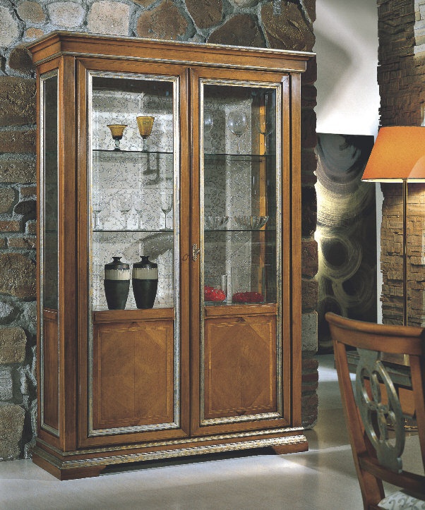Showcase with two doors on flat legs Armonie, Arve Style