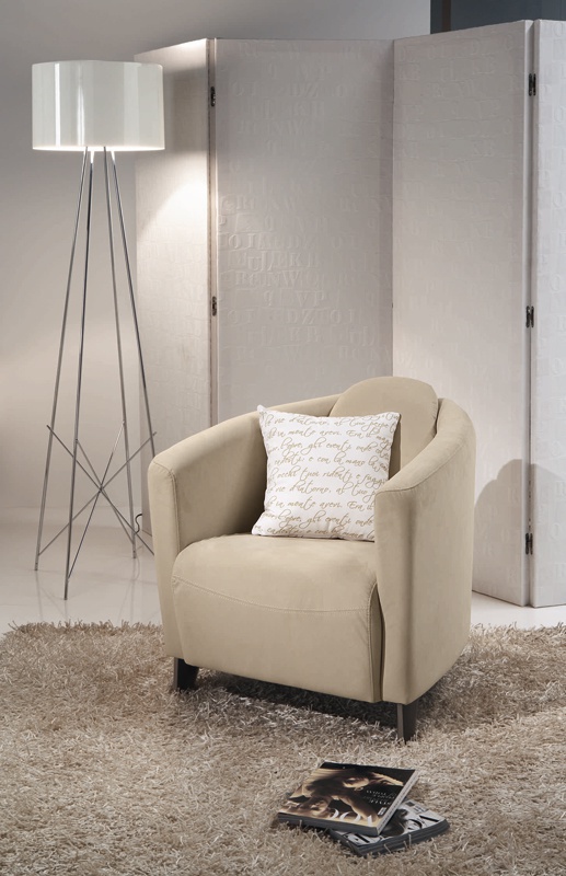 Chair LADY ,Loiudiced. 