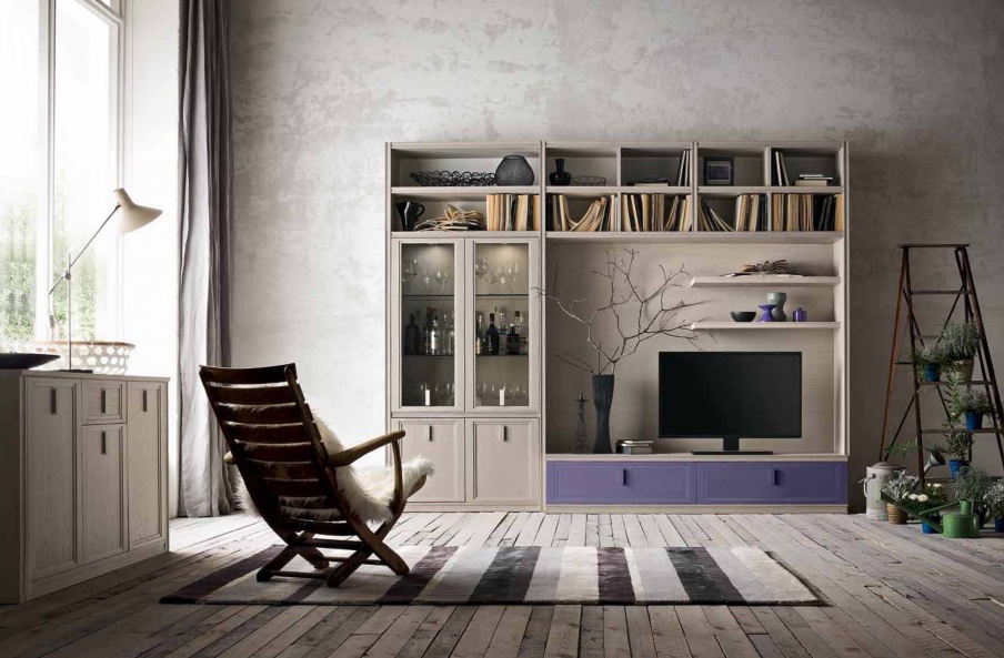 The modular Iris, Maronese