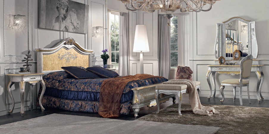 Set for bedroom made of wood, Mirandola Export