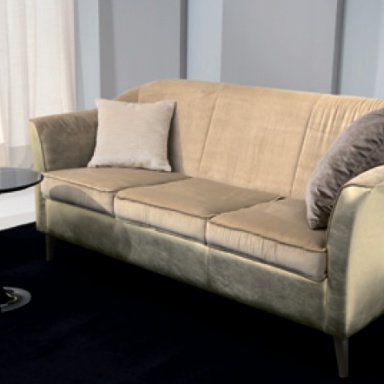 Three seater sofa В923