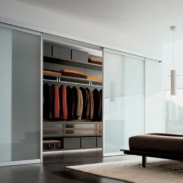 Dressing room (Suite for a dressing room) Close